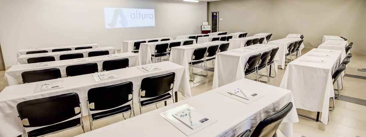 Altura Periodontics